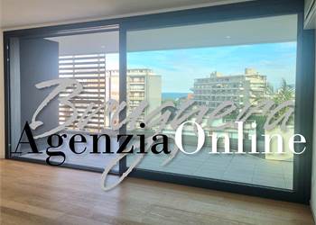 Nuovo tricamere con vista panoramica